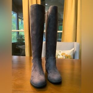 Tommy Hilfiger Grey Suede Boots